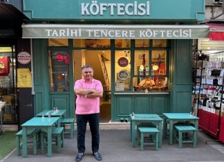 Tayfun Küçüktüzüner ile Tarihi Tencere Köftecisi Pendik’te!. Franchise işletmecisi Tayfun Küçüktüzüner, açılışla ilgili yaptığı açıklamada şu ifadelere yer verdi: “Pendik’te bu markayı temsil etmekten büyük gurur duyuyorum. Tarihi Tencere Köftecisi, sadece bir köfte markası değil; aynı zamanda Türk mutfağının köklü değerlerini koruyarak geleceğe taşıyan bir lezzet hareketi. Kaliteli ürün, güler yüzlü hizmet ve hijyenik ortam ilkelerimizle Pendik halkına unutulmaz bir deneyim sunmayı amaçlıyoruz.” Dedi Haber Görseli.